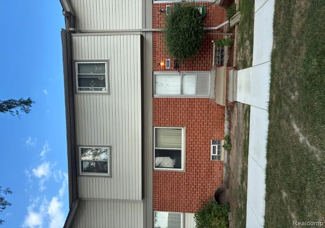 20887-washington-roseville-mi-48066/hzid_fdd67cb7