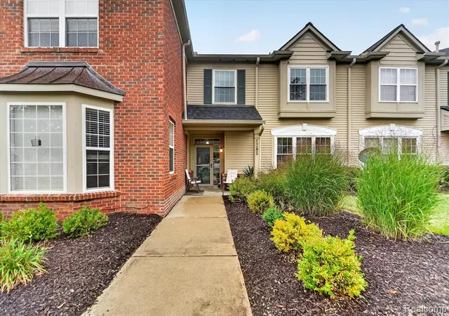 4285-s-hampton-ridge-blvd-141-howell-mi-48843/hzid_fbe1626d