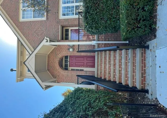 25512-saint-james-southfield-mi-48075/hzid_782d60c6