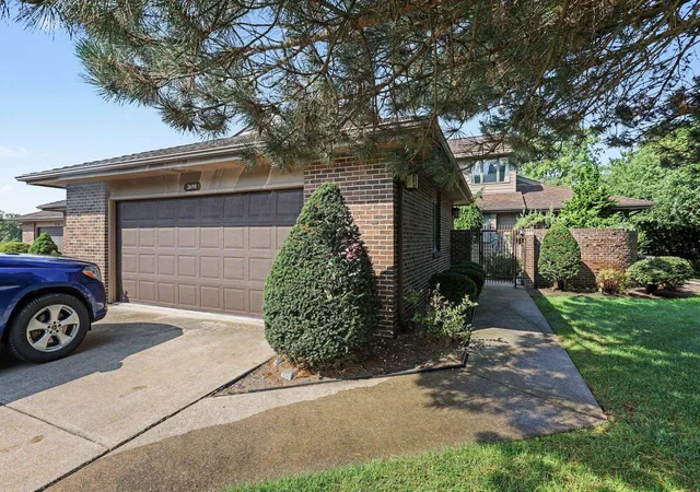 2698-oakmont-dr-bay-city-mi-48706/hzid_95da3a84