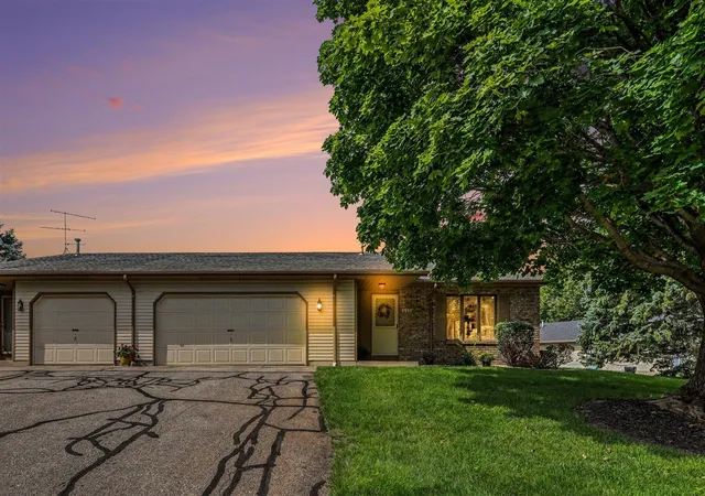 6661-leisure-crk-dr-caledonia-mi-49316/hzid_0696efad