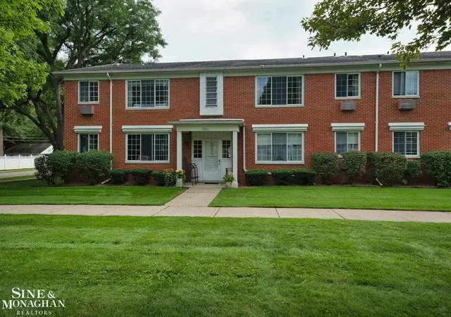19811-arthur-ave-234-harper-woods-mi-48225/hzid_fc3c4c4c