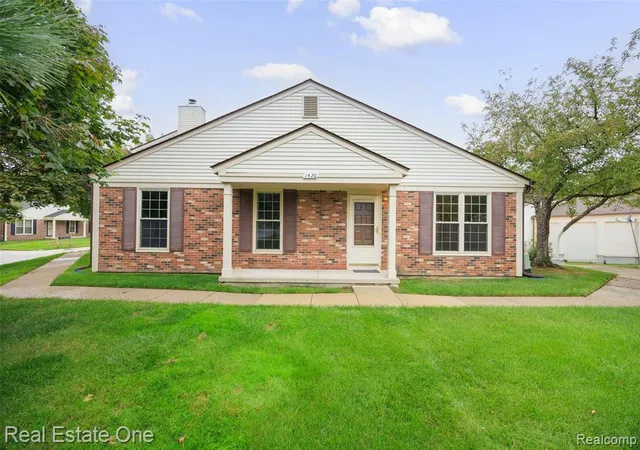1426-dover-hl-walled-lake-mi-48390/hzid_24a0583a
