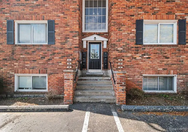 31831-grand-river-ave-52-farmington-mi-48336/hzid_e6b02410
