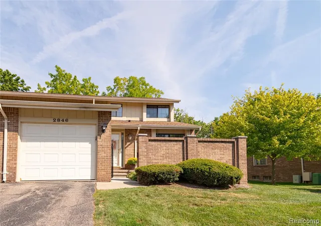 2846-s-trailwood-dr-rochester-hills-mi-48309/hzid_305d92e8