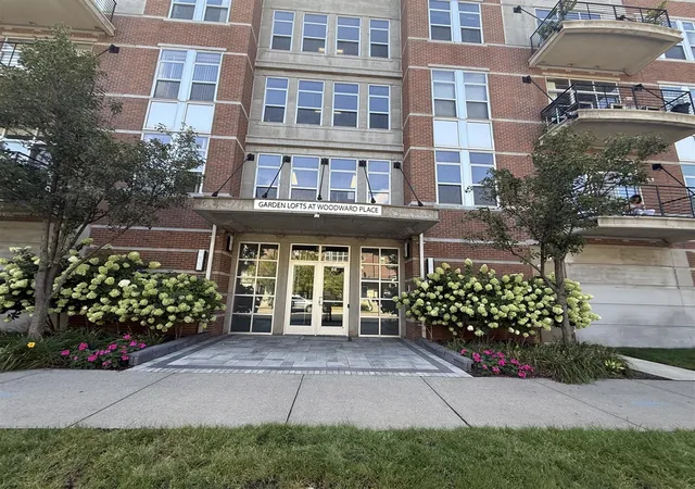 66-winder-st-443-detroit-mi-48201/hzid_6550537f