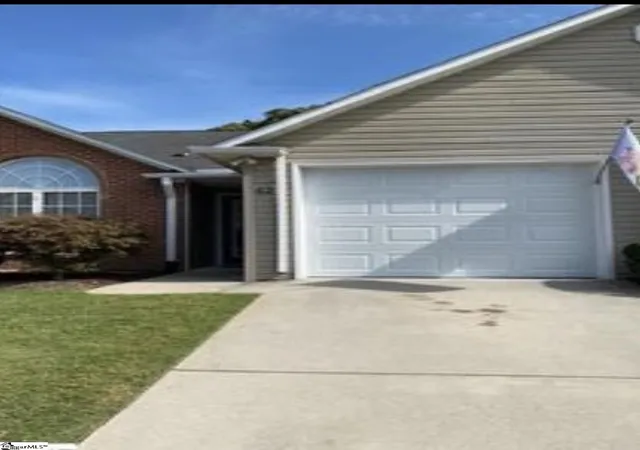 42-magnolia-crst-dr-simpsonville-sc-29681/hzid_eac8482f