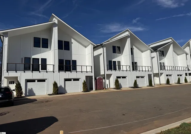 212-ackert-way-greenville-sc-29605/hzid_7915fa04