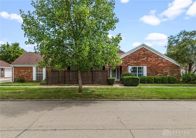 2222-barclay-ct-fairborn-oh-45324/hzid_428bcaff