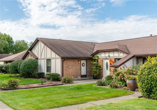 846-pine-needles-dr-dayton-oh-45458/hzid_cadc9b4c