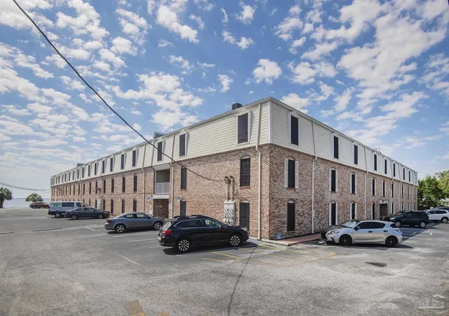 600-scenic-hwy-217-pensacola-fl-32503/hzid_420c0db2