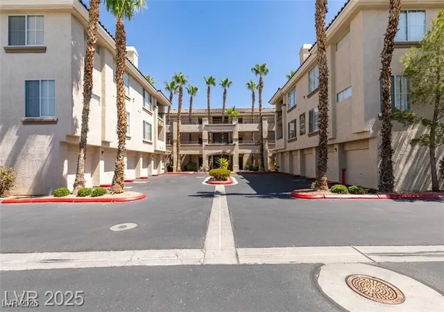 7159-s-durango-dr-206-las-vegas-nv-89113/hzid_4e81e993