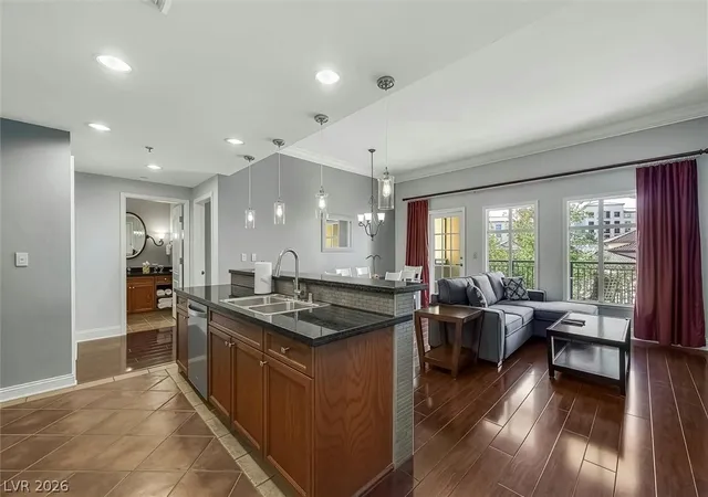 30-strada-di-villaggio-205-henderson-nv-89011/hzid_245328f2