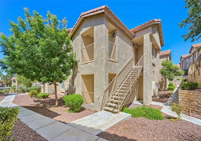 2110-los-feliz-st-2054-las-vegas-nv-89156/hzid_fb8c2d5e
