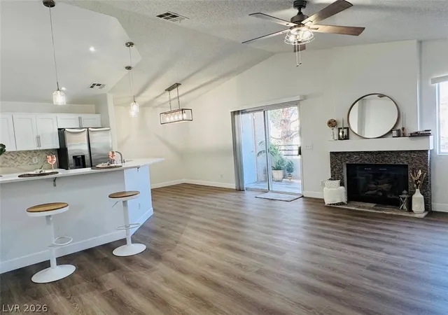7905-ryandale-cir-201-las-vegas-nv-89145/hzid_944468d2