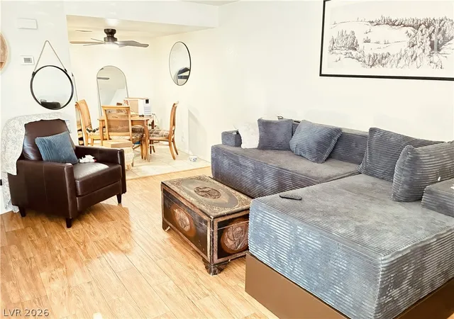1629-justin-ct-1629-henderson-nv-89011/hzid_1690dc08