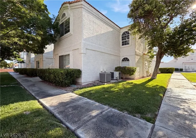 1800-edmond-st-224-las-vegas-nv-89146/hzid_55fc0a1b