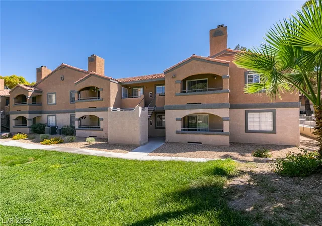 5260-mission-monterey-ln-208-las-vegas-nv-89107/hzid_7a0d9371