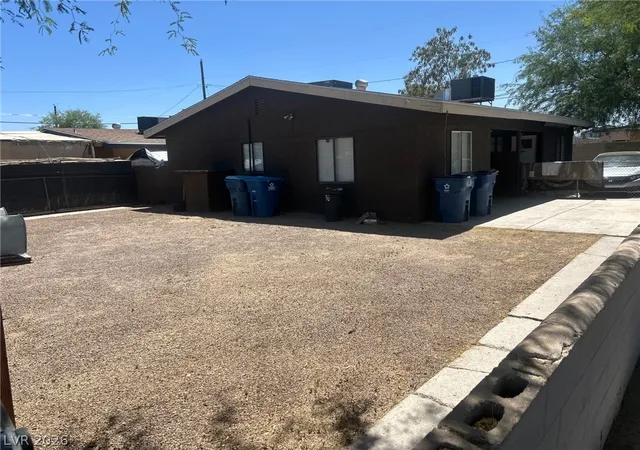 1037-june-ave-las-vegas-nv-89104/hzid_e5af1179