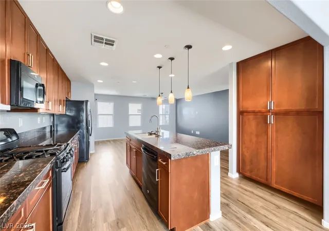 9050-w-tropicana-ave-1043-las-vegas-nv-89147/hzid_3b8e08b8