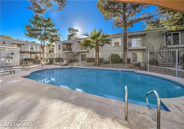 3823-s-maryland-pkwy-h1-las-vegas-nv-89119/hzid_5c9f7f56