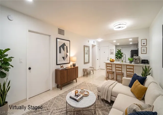 8070-w-russell-rd-1099-las-vegas-nv-89113/hzid_576e553d