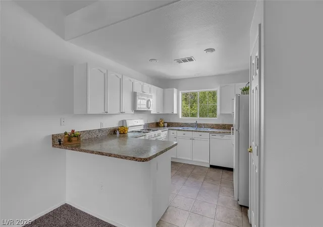 353-amber-pine-st-203-las-vegas-nv-89144/hzid_144f0042