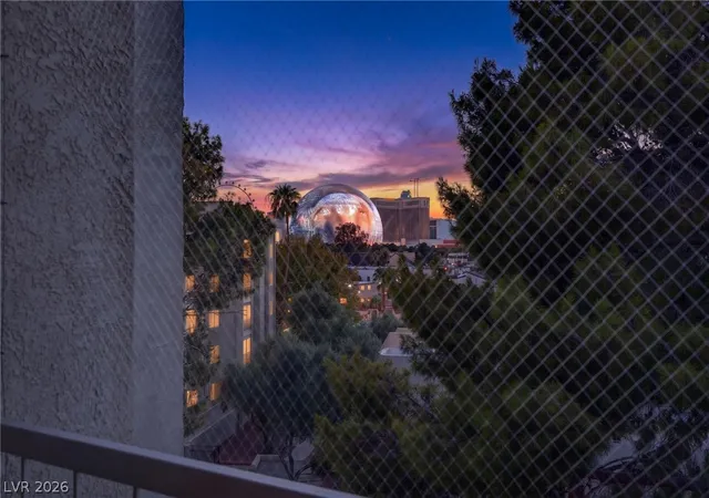 750-royal-crst-cir-354-las-vegas-nv-89169/hzid_79e7da7c