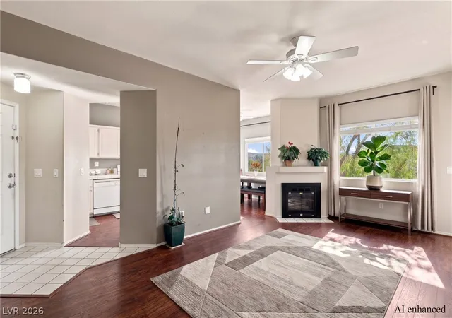 1050-e-cactus-ave-2094-las-vegas-nv-89183/hzid_1352825f