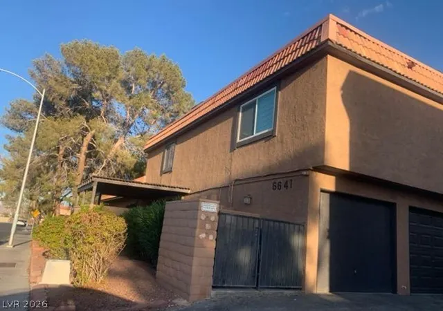 6641-silverstream-ave-d-las-vegas-nv-89107/hzid_24f1f480