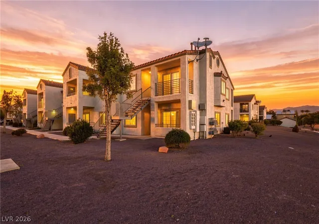 3318-n-decatur-blvd-2096-las-vegas-nv-89130/hzid_a3c02ad9