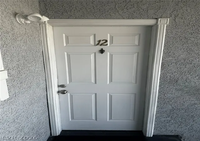 3823-s-maryland-pkwy-c12-las-vegas-nv-89119/hzid_d06ef920
