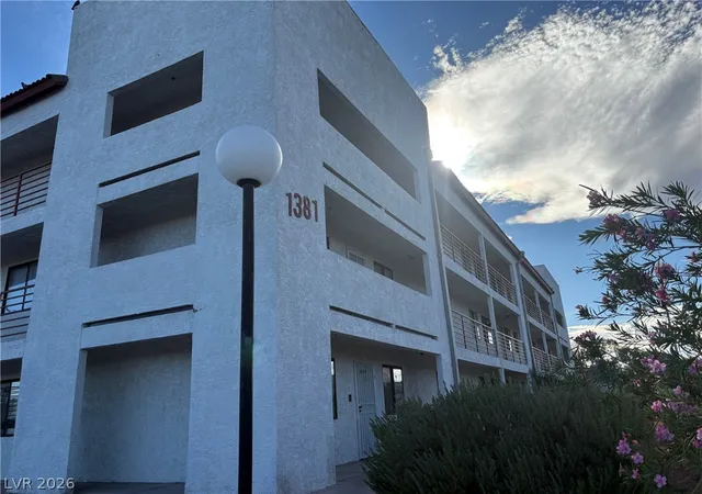 1381-e-university-ave-207-las-vegas-nv-89119/hzid_d50f3702