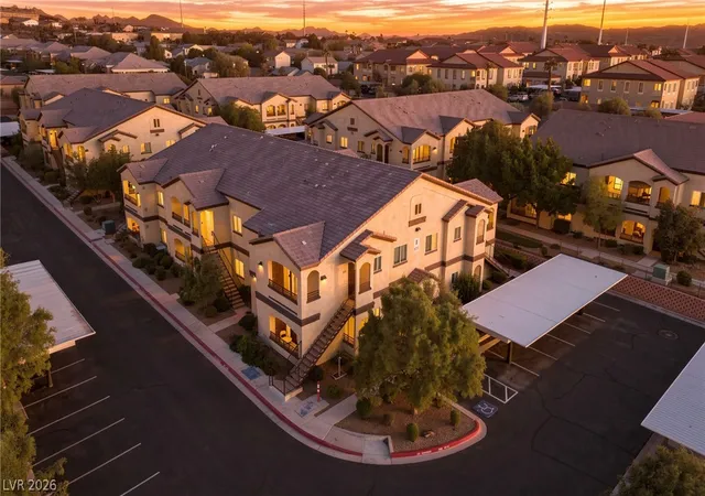 2291-w-horizon-ridge-pkwy-9249-henderson-nv-89052/hzid_3d7ba058