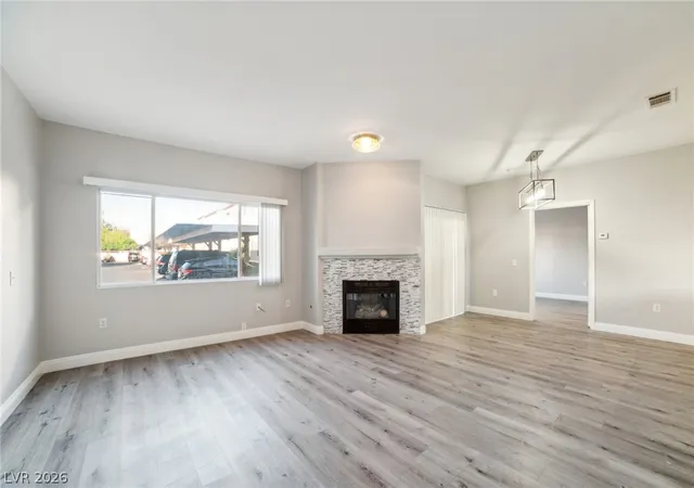 8725-w-flamingo-rd-137-las-vegas-nv-89147/hzid_7b596aa8