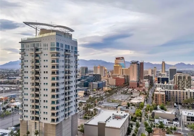 200-hoover-ave-1009-las-vegas-nv-89101/hzid_5e7094f5