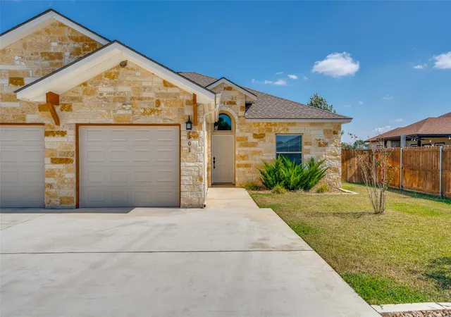 301-navarro-way-29b-seguin-tx-78155/hzid_f451cb05