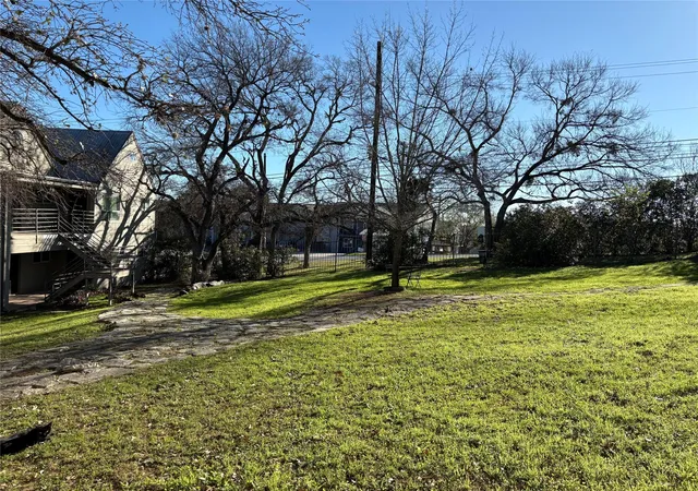 1514-parker-ln-111-austin-tx-78741/hzid_f9a7337a