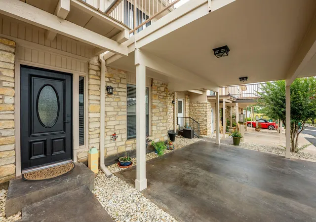 105-star-5-horseshoe-bay-tx-78657/hzid_ce464aff