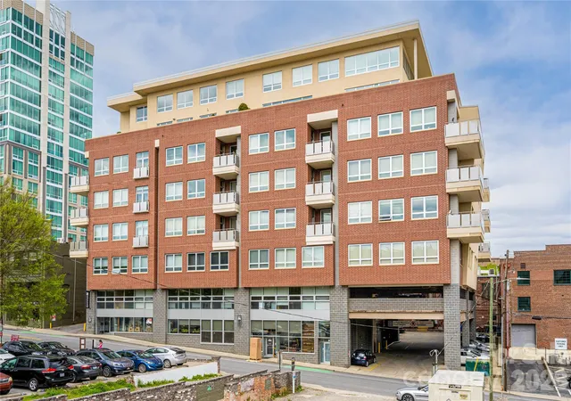 12-s-lexington-ave-402-asheville-nc-28801/hzid_ba39d0de