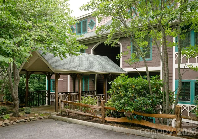 222-creekside-way-d202-burnsville-nc-28714/hzid_3f28c7b7
