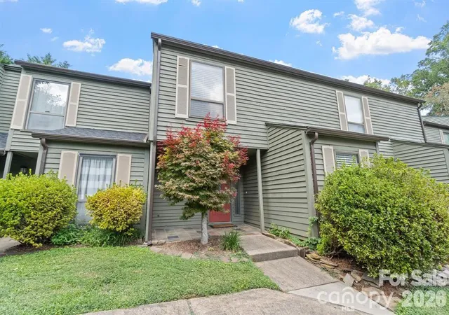 4340-n-center-st-403-hickory-nc-28601/hzid_3445194c