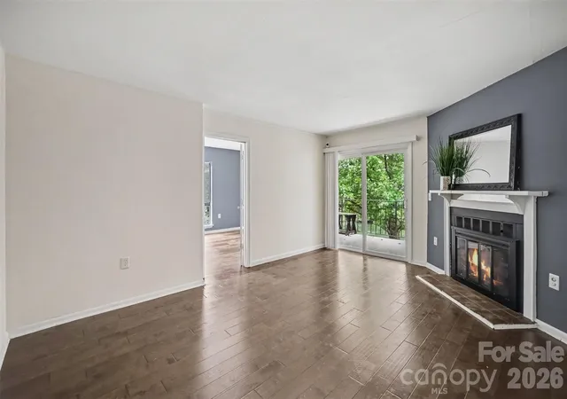 4902-spring-lake-dr-e-charlotte-nc-28212/hzid_bd84b08c