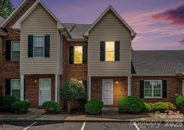2240-15th-avenue-ne-102-hickory-nc-28601/hzid_8275a5c0