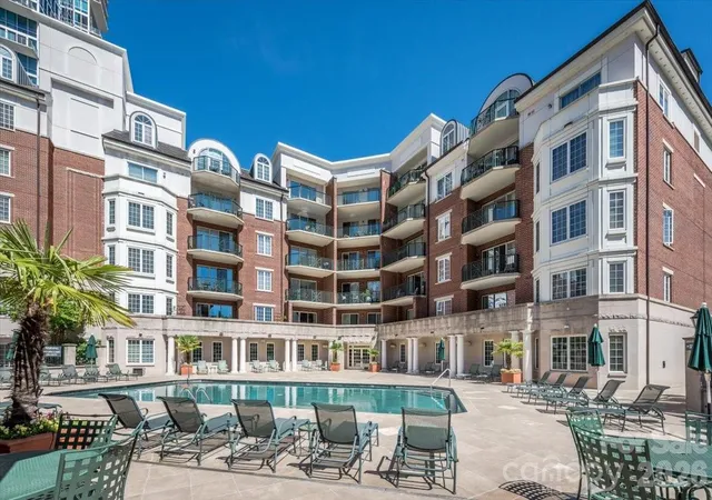 300-w-5th-st-318-charlotte-nc-28202/hzid_5931bd6c