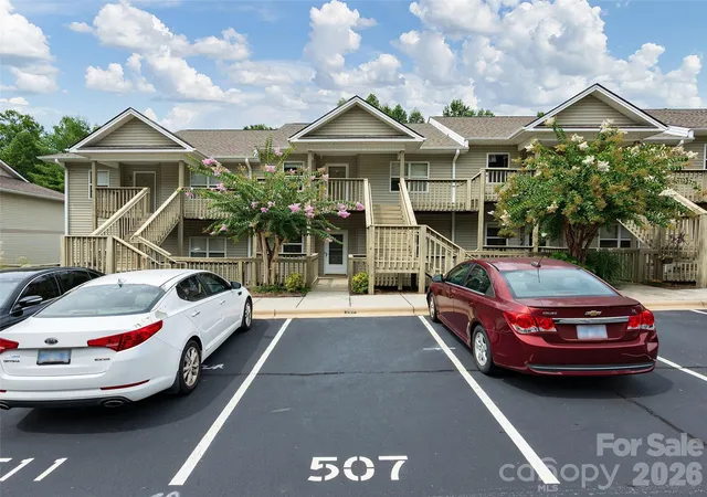 507-carlyle-way-asheville-nc-28803/hzid_56ed805e