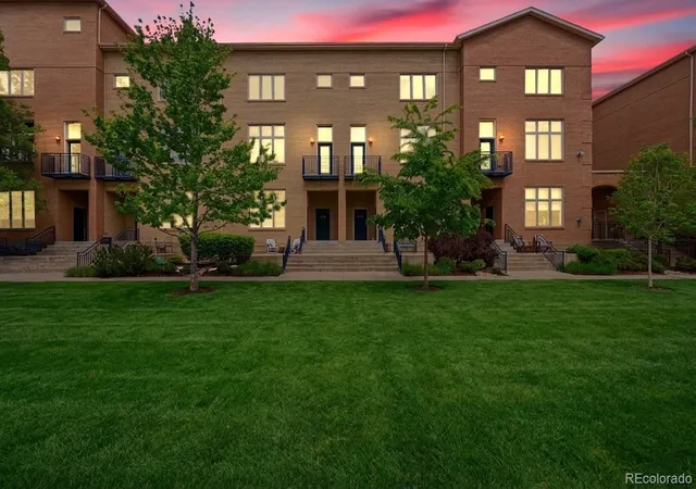 220-roslyn-st-706-denver-co-80230/hzid_8e122432