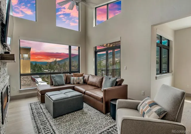 37-w-4th-street-301e-silverthorne-co-80498/hzid_f8fd0637
