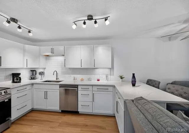 745-s-alton-way-11a-denver-co-80247/hzid_703a73b2