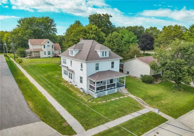 1302-n-mulberry-st-maryville-mo-64468/hzid_b598c43a